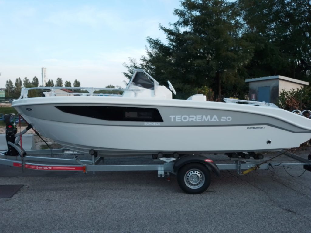 Teorema 20 Sundeck + Mercury F40 PRO (pronta consegna)