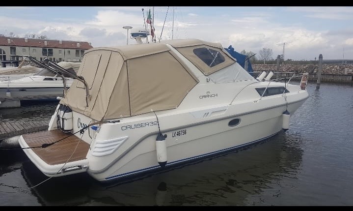 Cranchi 32 Cruiser + 2 X Volvo AD41B