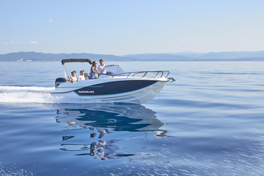QUICKSILVER 675 SUNDECK+ MERCURY 200CV EFI (pronta consegna)