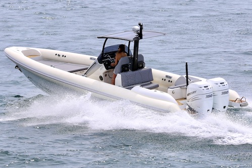 Vendita gommoni: la scelta ideale per vivere il mare in libertà