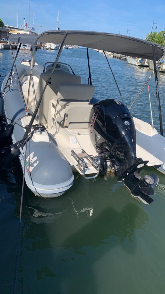 Nuova Jolly 630 + Mercury 150