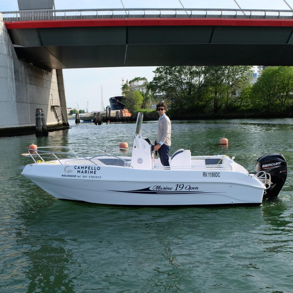 Marine 19 + Mercury 40 PRO